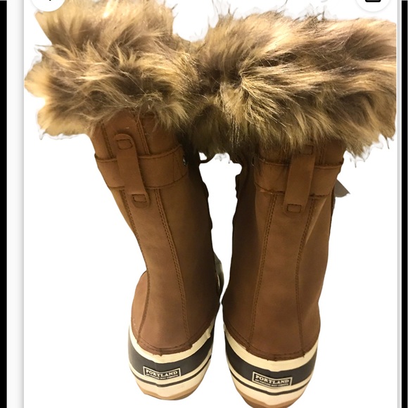 NWT Portland 3M Thinsulate Winter Boots. Size 6M - Picture 4 of 6